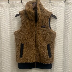 Patagonia Women’s Tan Sherpa Vest XS